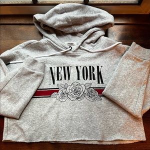 Garage NEW YORK Cropped Hoodie